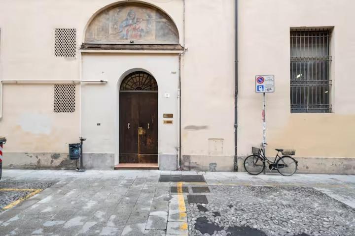 Pratello Elegante E Raffinata Mansarda Apartman Bologna Kültér fotó