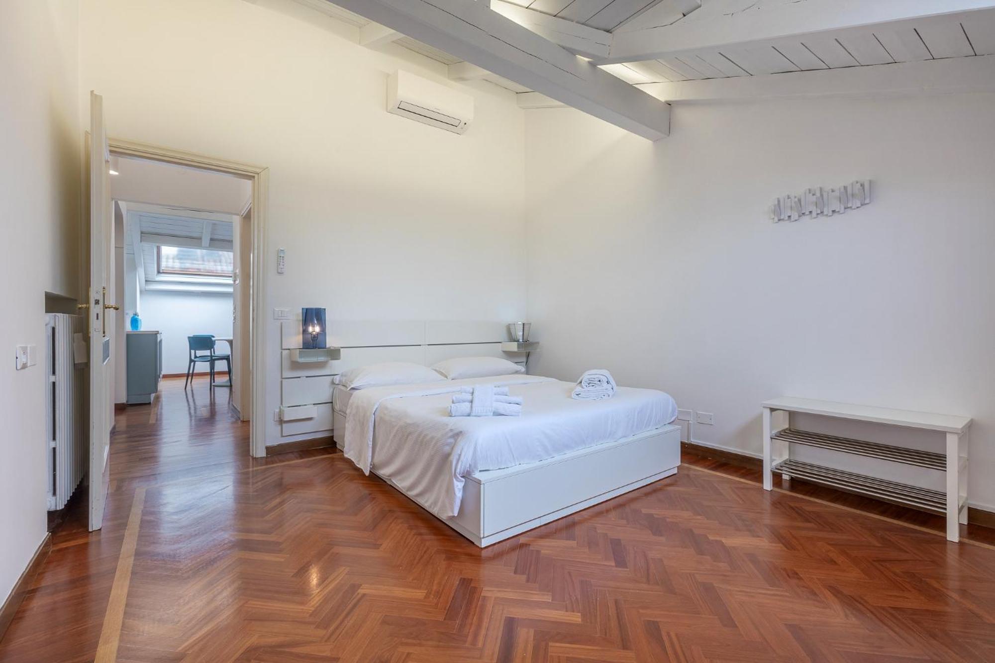 Pratello Elegante E Raffinata Mansarda Apartman Bologna Kültér fotó